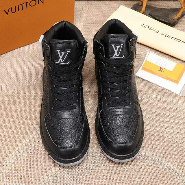Picture of Louis Vuitton Shoes _SKULVsz38-44jyh090813431